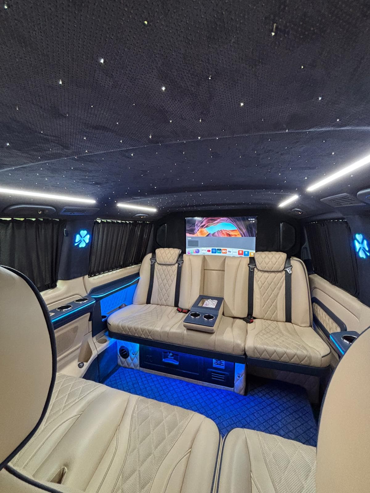 Minivan Vip 2